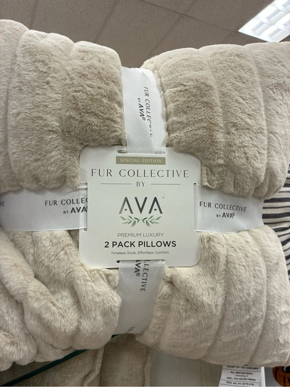 Fur Collective Cream 2-Pack Premium Pillows